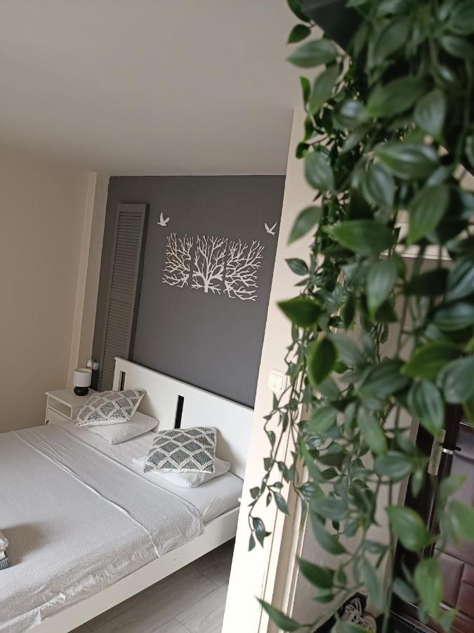 Apartament Old Town Within Bukareszt Zewnętrze zdjęcie